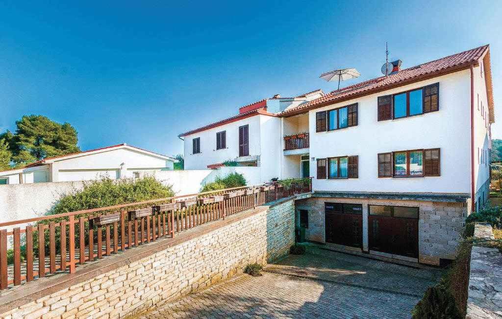 Apartment Silvia By Interhome พูลา ภายนอก รูปภาพ