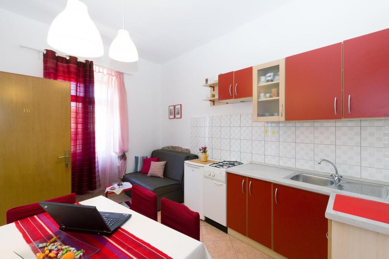 Apartment Silvia By Interhome พูลา ภายนอก รูปภาพ